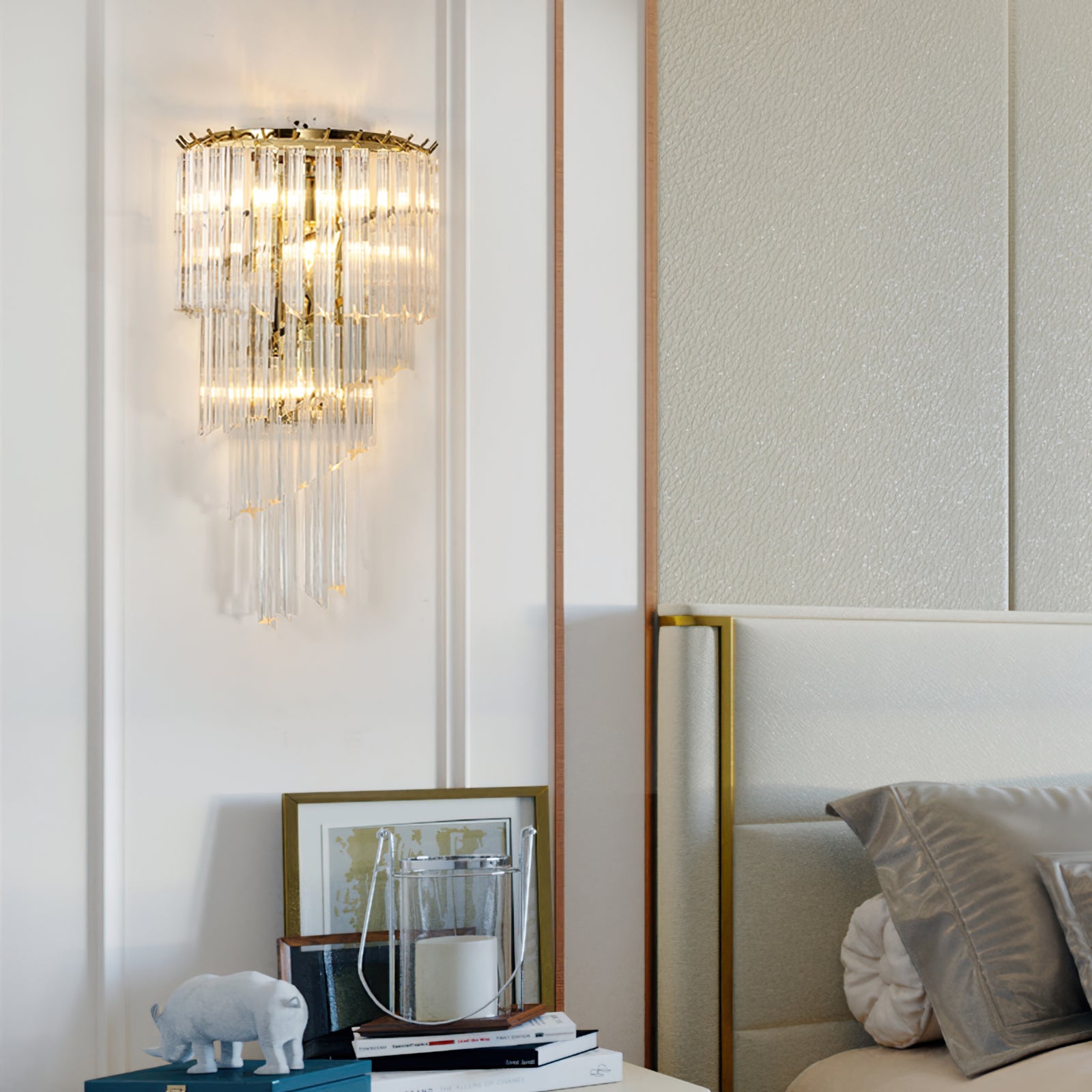 Amici Wall Lamp